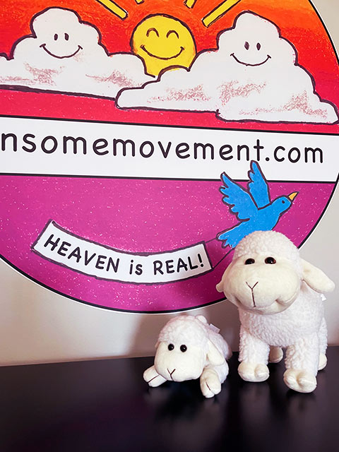 9-inch Prone White Comfort Lamb